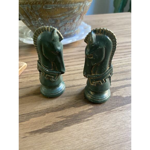 Vintage Midcentury Medieval Duncan Ceramic Hand Painted Chess Pieces Knights - Picture 4 of 4